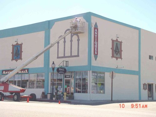 S.M.L. Commercial Building Ramona